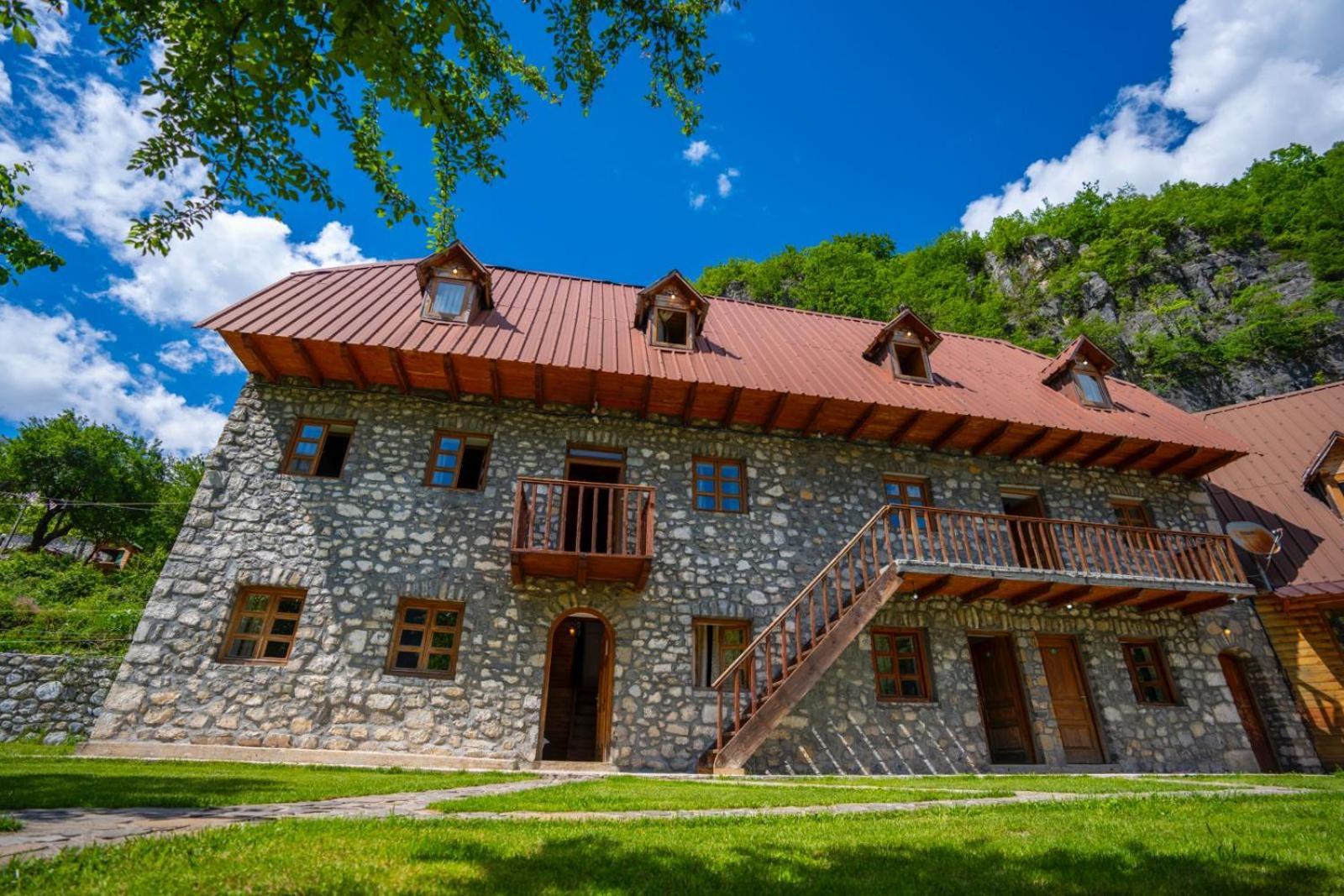 Отель Bujtina Berishta Тети Экстерьер фото