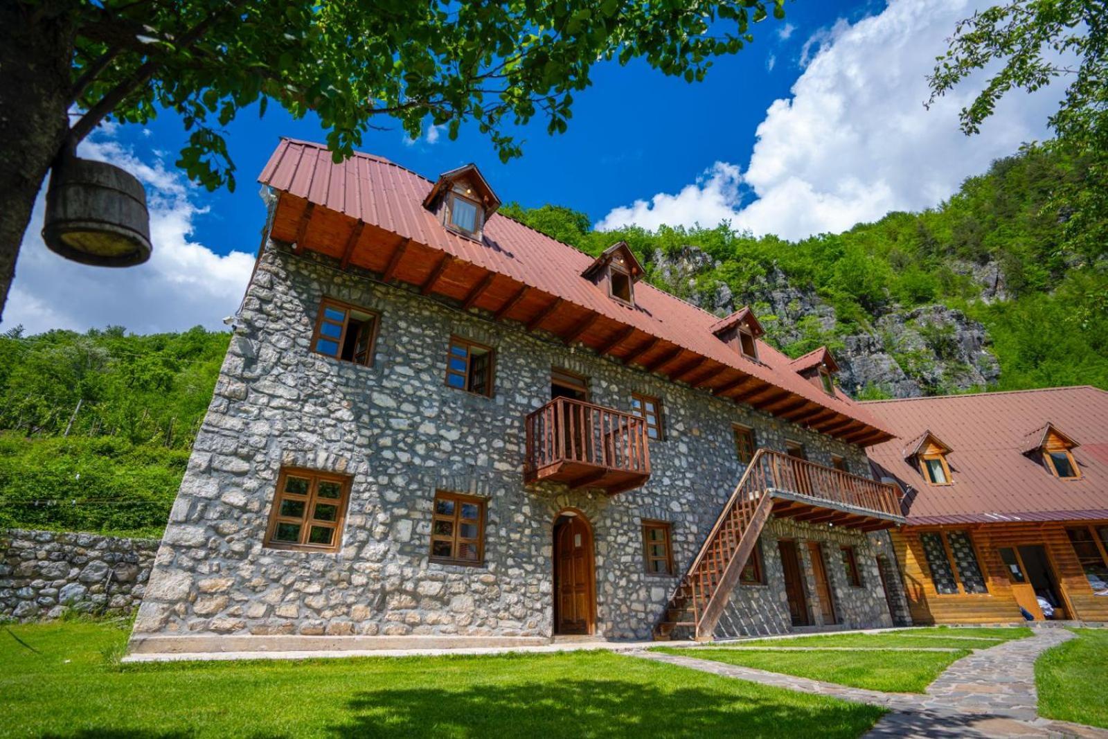 Отель Bujtina Berishta Тети Экстерьер фото