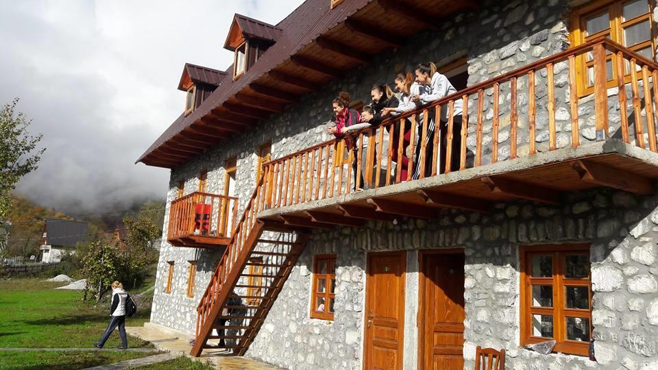 Отель Bujtina Berishta Тети Экстерьер фото