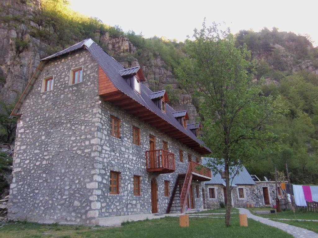 Отель Bujtina Berishta Тети Экстерьер фото