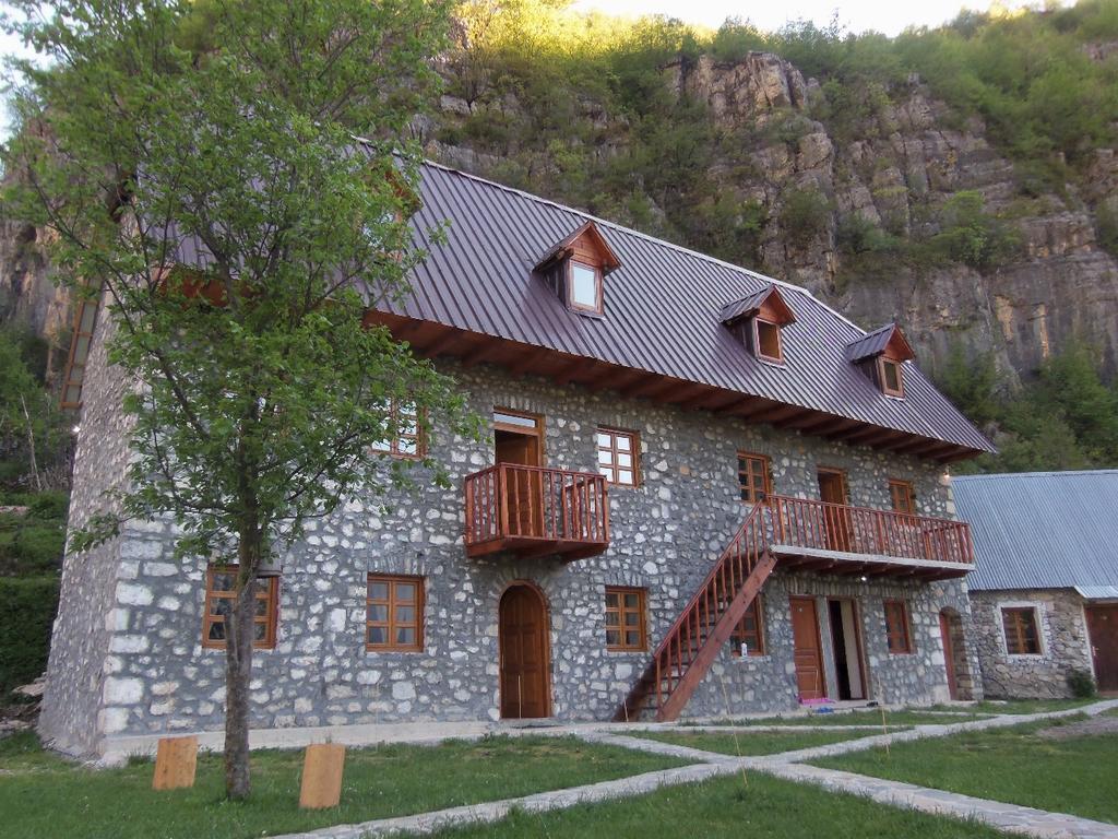 Отель Bujtina Berishta Тети Экстерьер фото