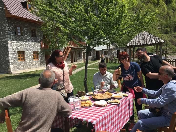 Отель Bujtina Berishta Тети Экстерьер фото